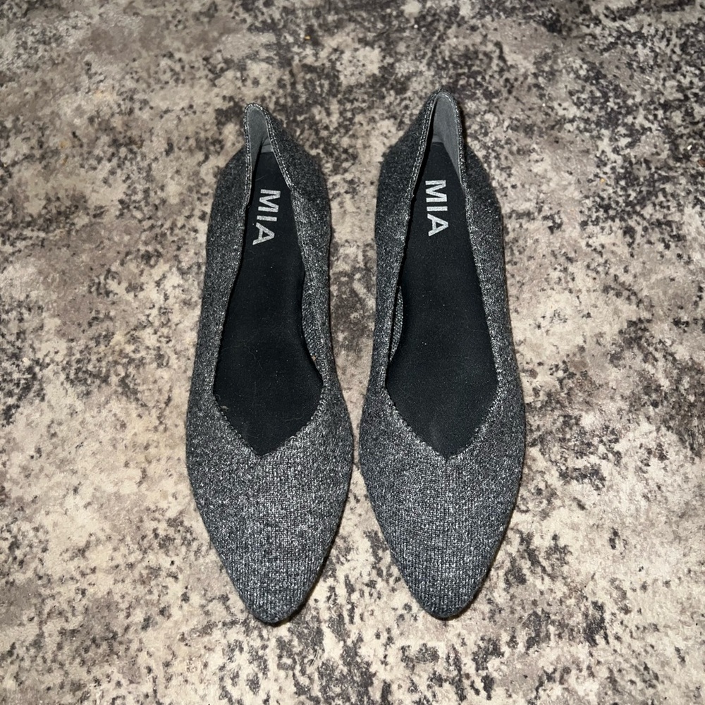MIA Pointed Toe Knit Flats